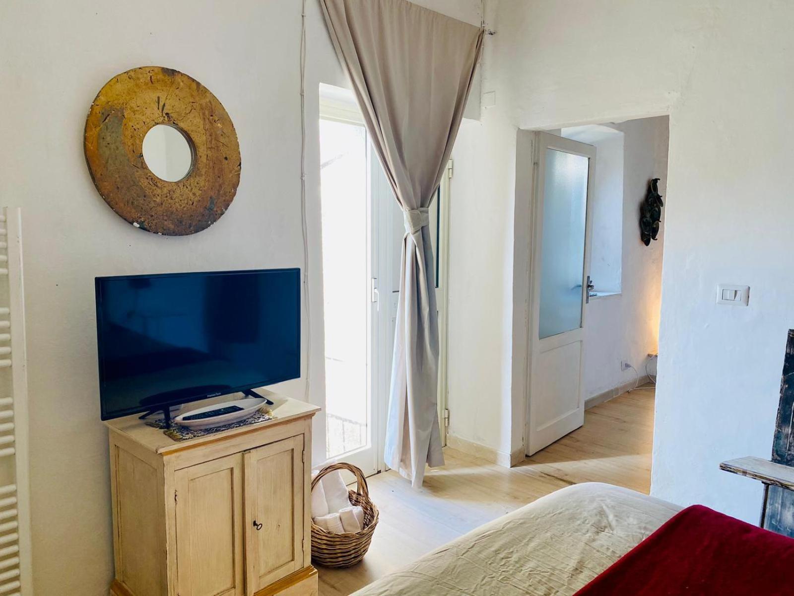 דירות פיטיליאנו La Sorpresa Sul Bastione With Panoramic Balcony מראה חיצוני תמונה